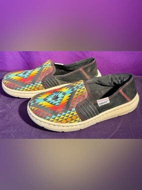 Ariat Women’s Ryder Shoes Rainbow Aztec 6.5 Slip On Flexible White Sole